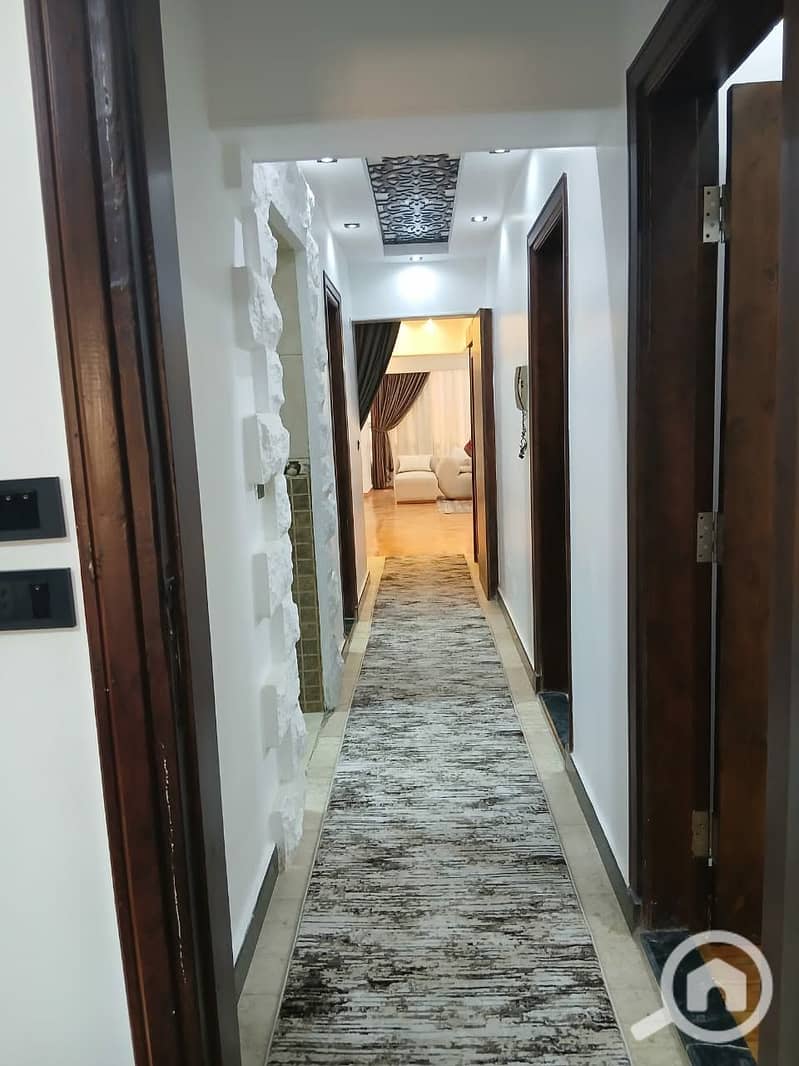 19 Messenger_creation_C5B1FD9A-00CD-4F2A-877E-A15243A2EDDA. jpeg