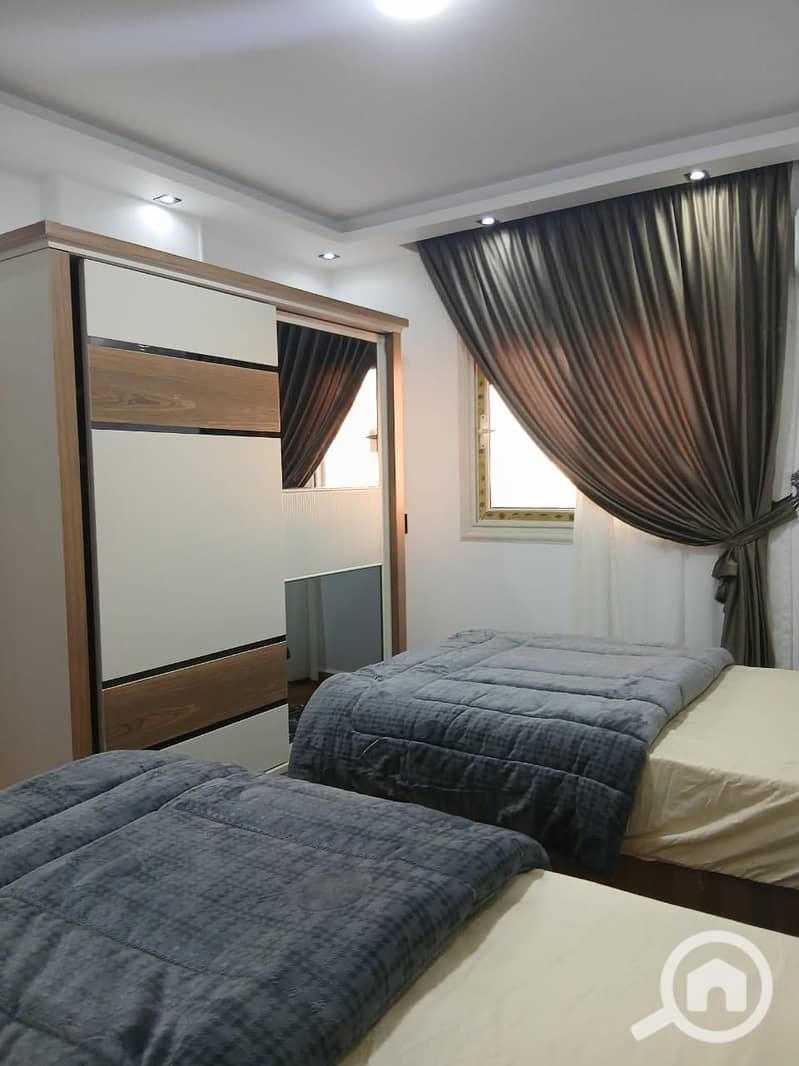 24 Messenger_creation_ECB47D8C-B137-487C-845F-5AD31AB59DB3. jpeg