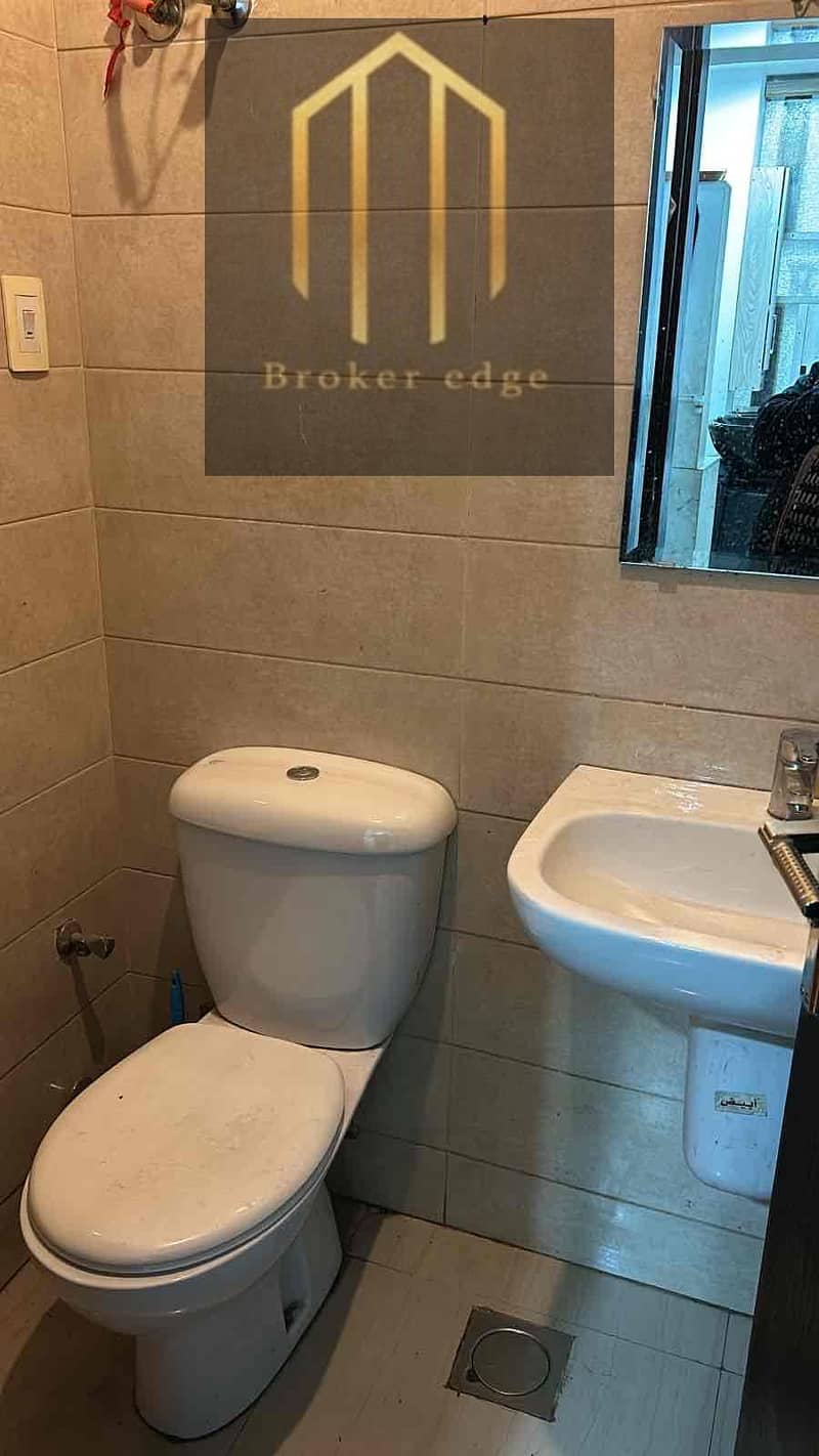 7 6f3a955a-008a-4c55-9cc2-f3a5f86343b5. jpg