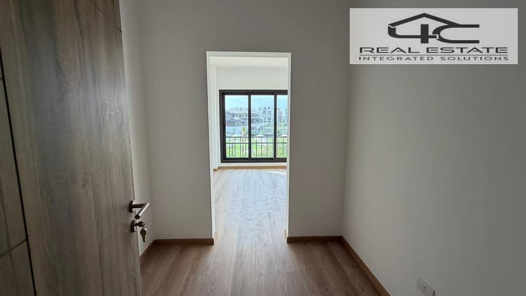 4 WhatsApp Image 2026-01-18 at 11.00. 42 PM. jpeg