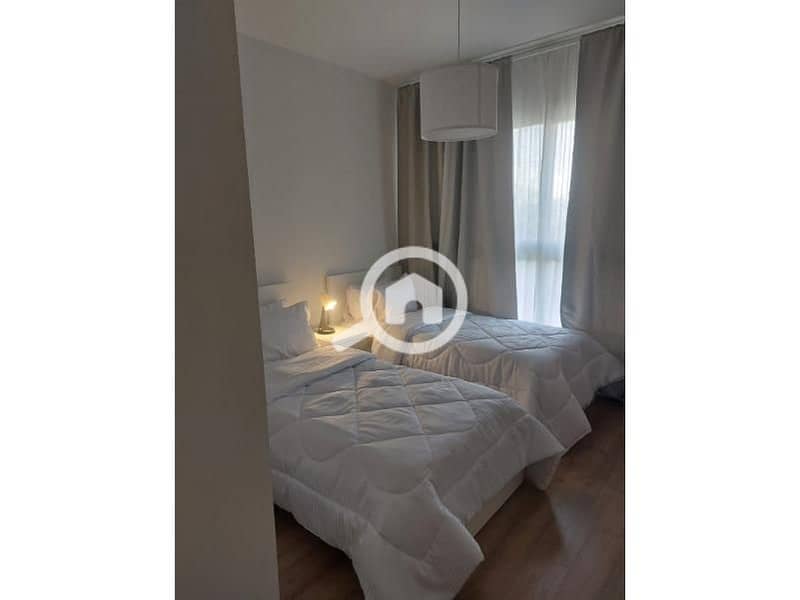 4 3a9d21c2-7629-4c3c-9d70-0f491d293bef. jpg