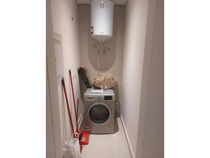 7 6215bfe5-3be6-4546-900e-4fd3d23b8c19. jpg