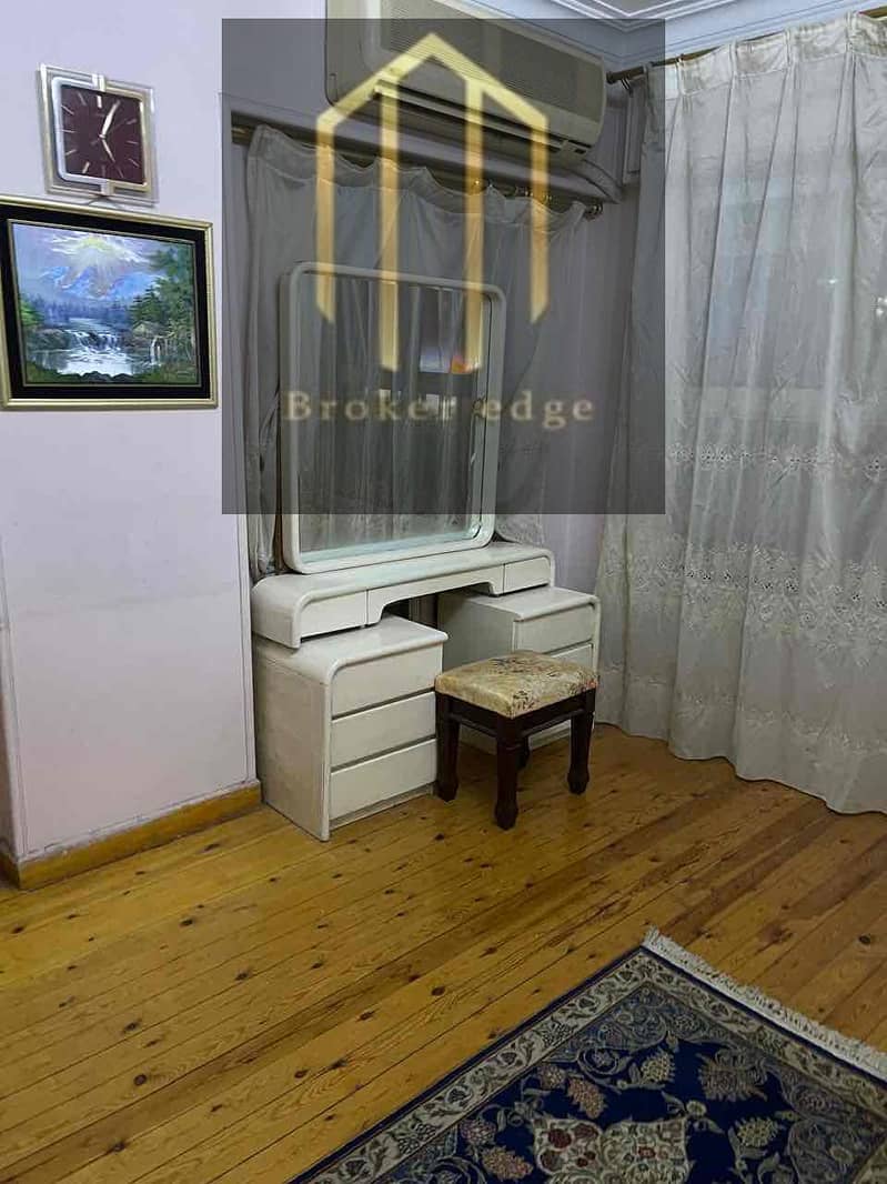 8 cbeed86d-a299-4c90-a793-f0d9dc669cb3. jpg