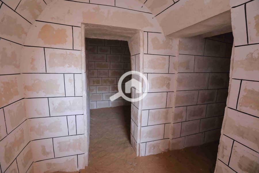 4 5sMXpVbCTbLG15pzEc6ORawBZ3LVcCbKdp2rMx2I. jpg