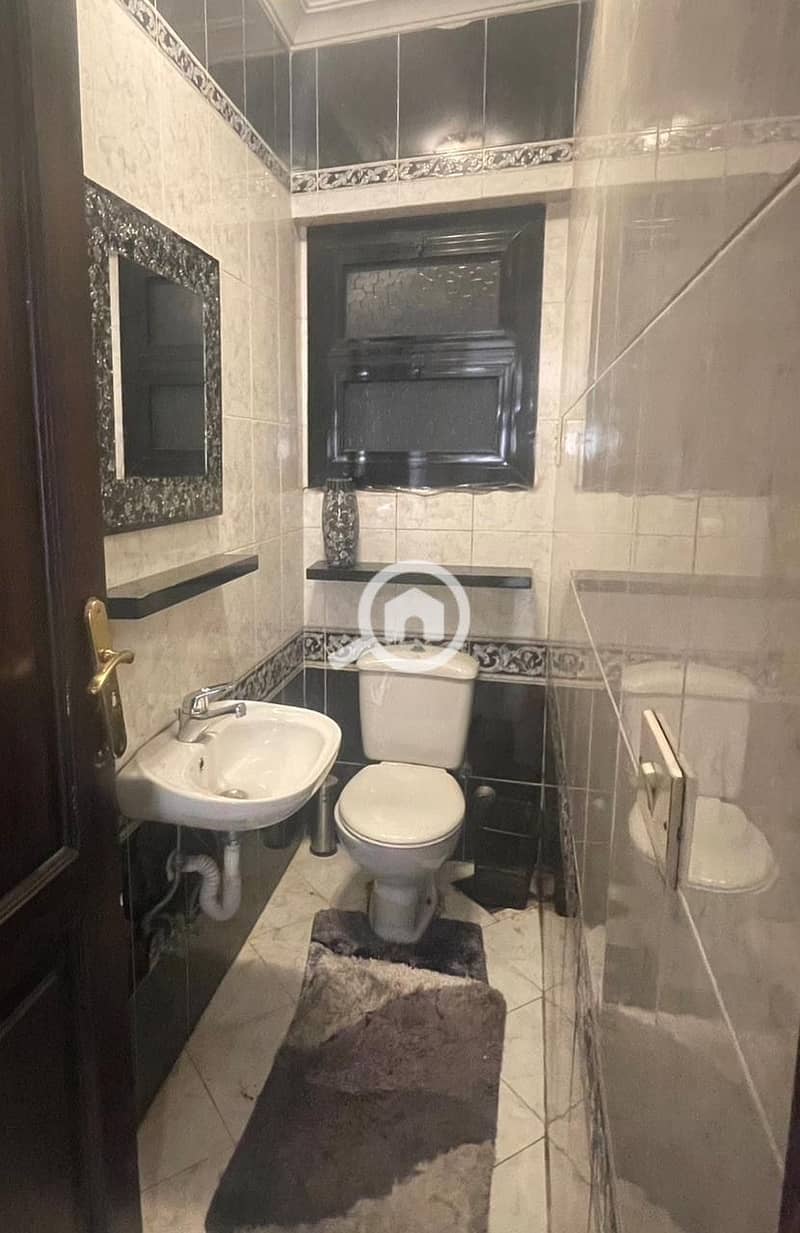 9 6816f7fe-ff51-4f09-a235-c88a0e22613d. jpeg