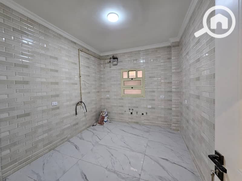 9 WhatsApp Image 2025-11-25 at 14.39. 01_e2b176a7. jpg