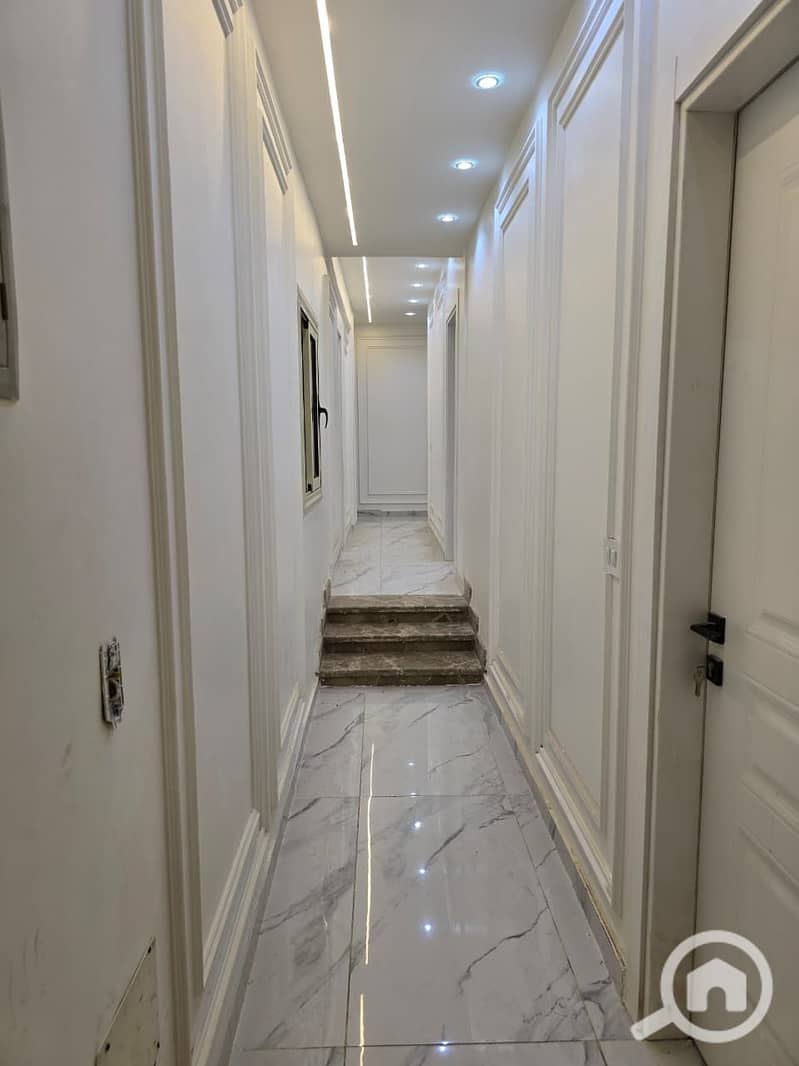 12 WhatsApp Image 2025-11-25 at 14.39. 00_e2b7dbcf. jpg