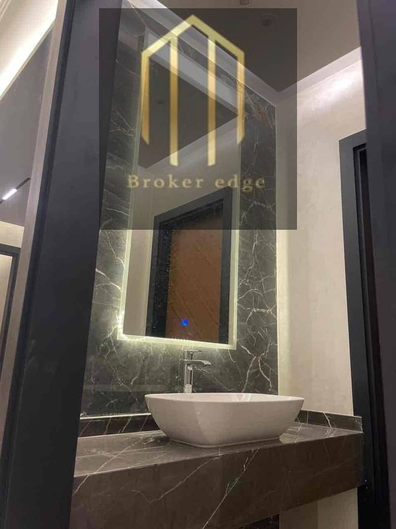 6 aa15607e-74b1-4b40-ba1c-87af5dd4a0d8. jpg