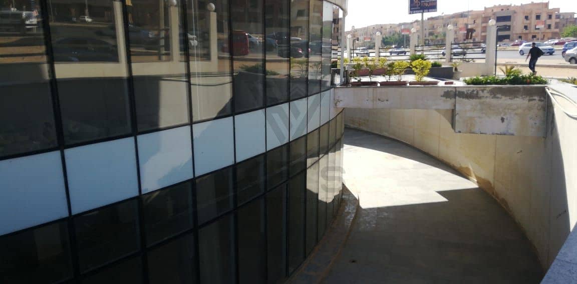 4 07c42724-64ba-415c-9ede-4e06e9a2c337. jpg