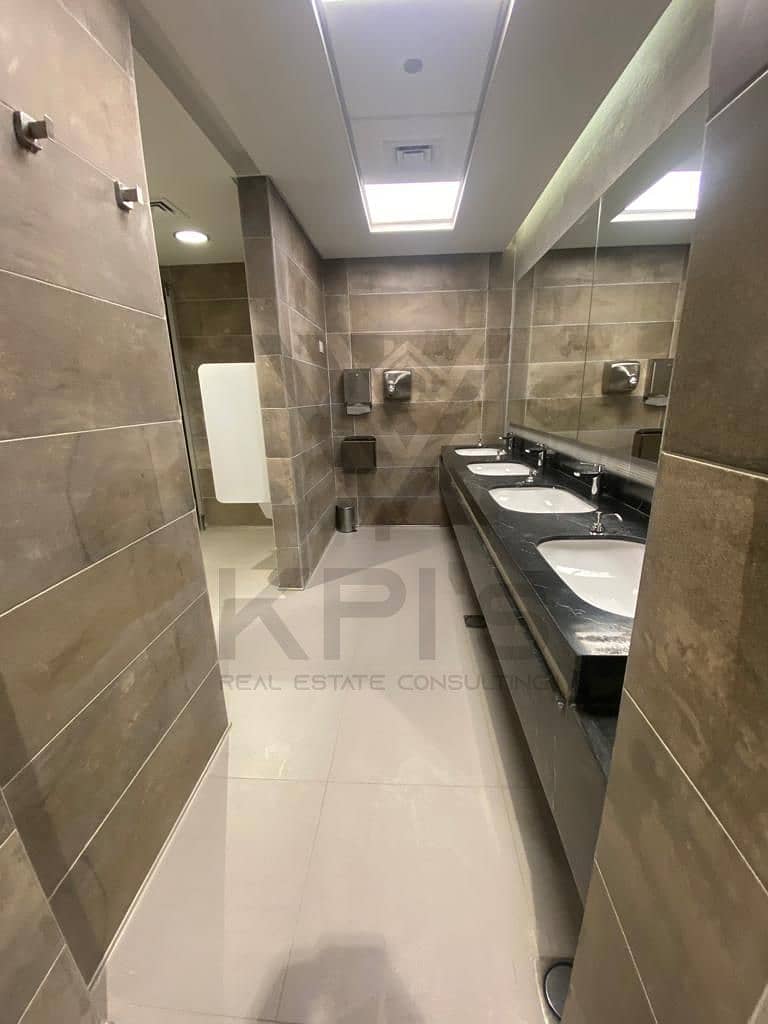 10 WhatsApp Image 2025-08-20 at 5.48. 44 PM. jpeg