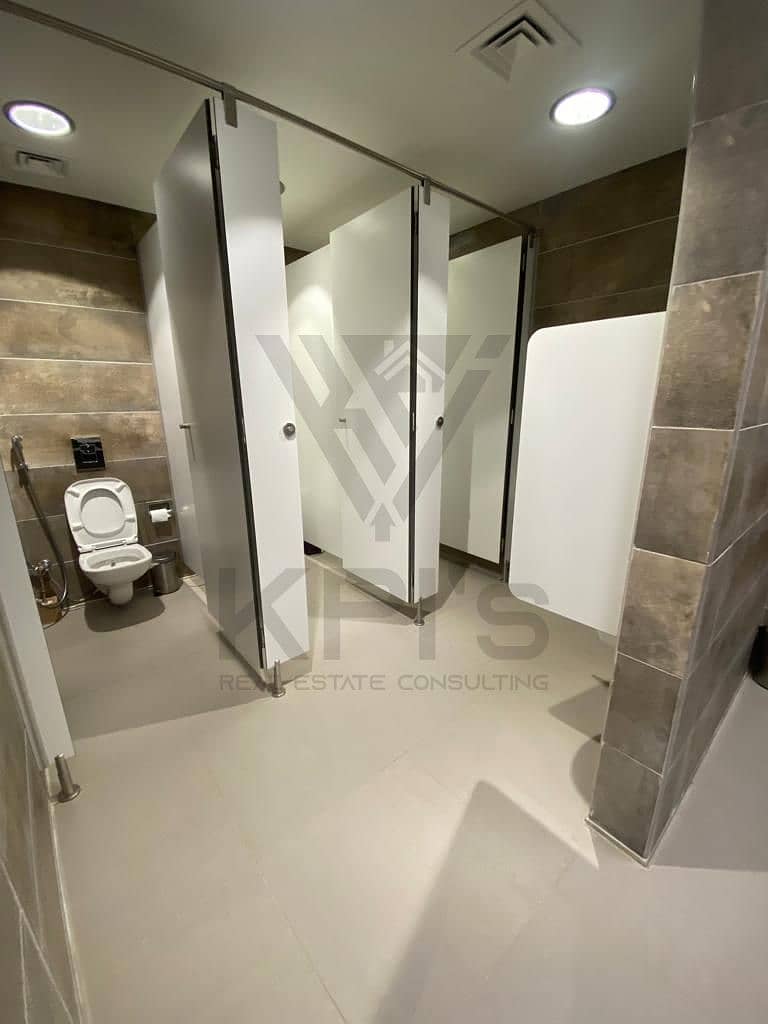 5 WhatsApp Image 2025-08-20 at 2.10. 02 PM (1). jpeg