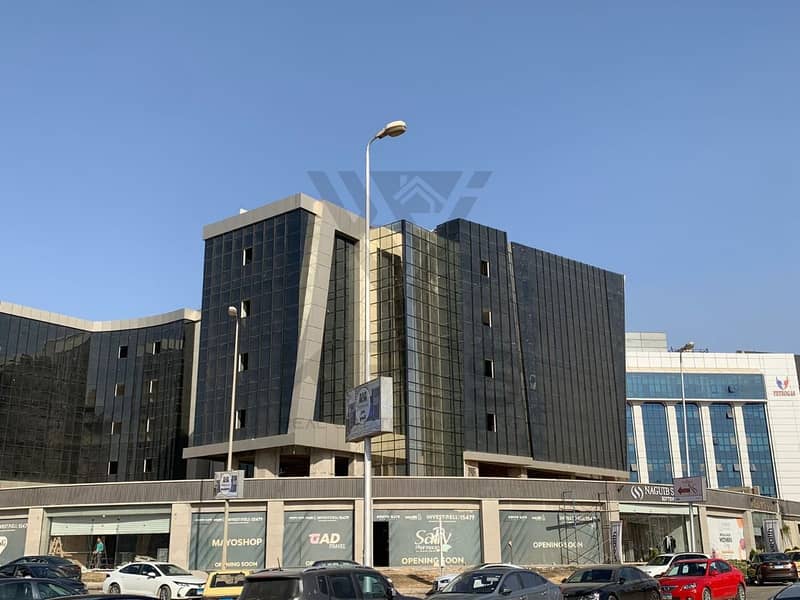 2 886e7574-ab39-471d-9336-d6463dbb9093. jpg