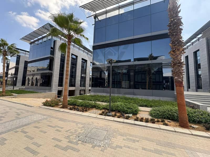 2 WhatsApp Image 2025-10-18 at 19.10. 22. jpeg