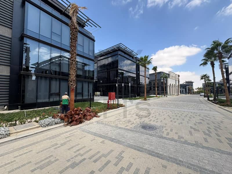 3 WhatsApp Image 2025-10-18 at 19.10. 21 (1). jpeg