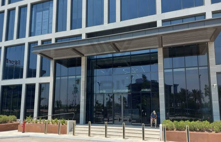 3 68d6c6f0-5c16-49c9-8991-be9c4496923a. jpg