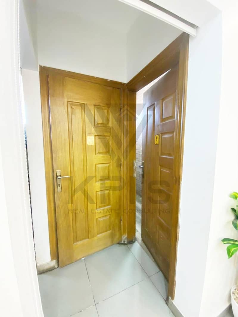 4 WhatsApp Image 2025-11-23 at 3.52. 40 PM (1). jpeg