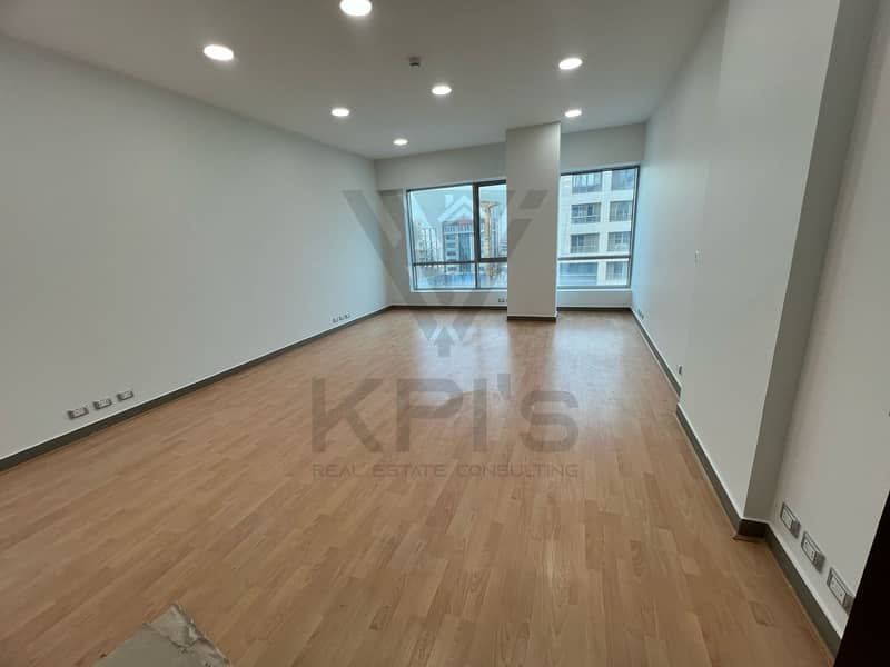 4 WhatsApp Image 2025-12-09 at 20.10. 42. jpeg