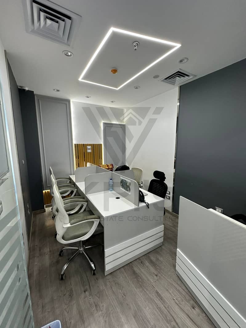 12 e4b32020-8220-4cfb-b110-43216c76437f. jpg