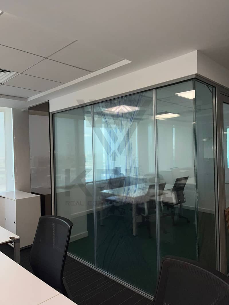 14 f53ce05f-badf-46b5-8d1c-0a1b4871efa0. jpg