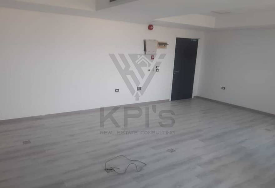 2 db98f42e-201c-4461-ba5b-2e607b246427. jpg