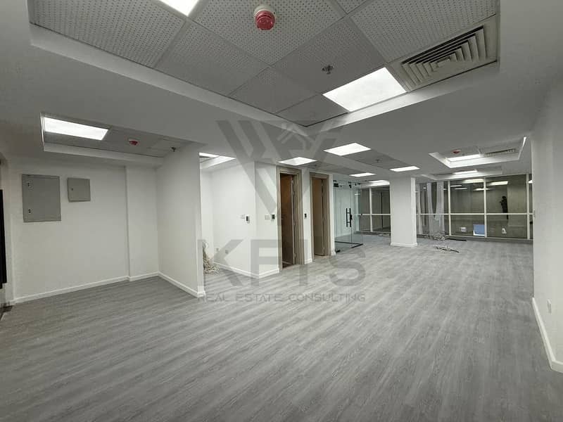 6 a826fb48-e122-470a-b111-635d7feaa59f. jpg