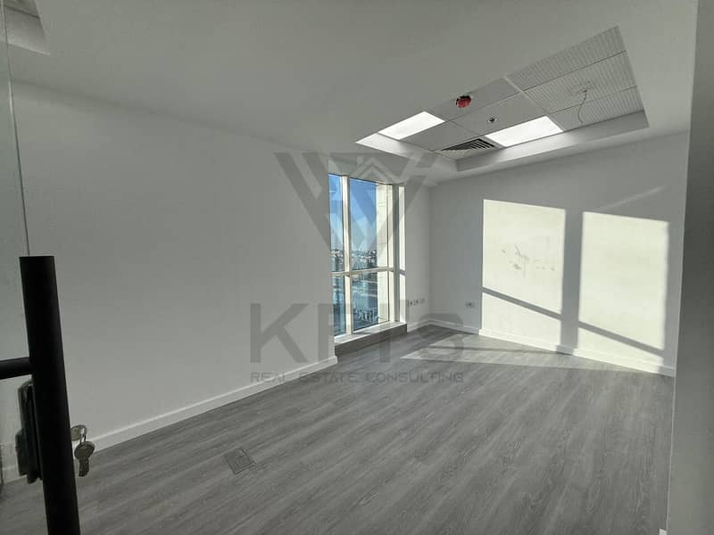 9 5aa546f0-1136-4895-8160-de402990ca50. jpg