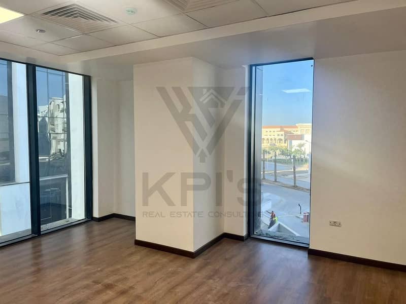 3 d915dfb5-db19-4aff-bf87-d3d5cb217ebe. jpg