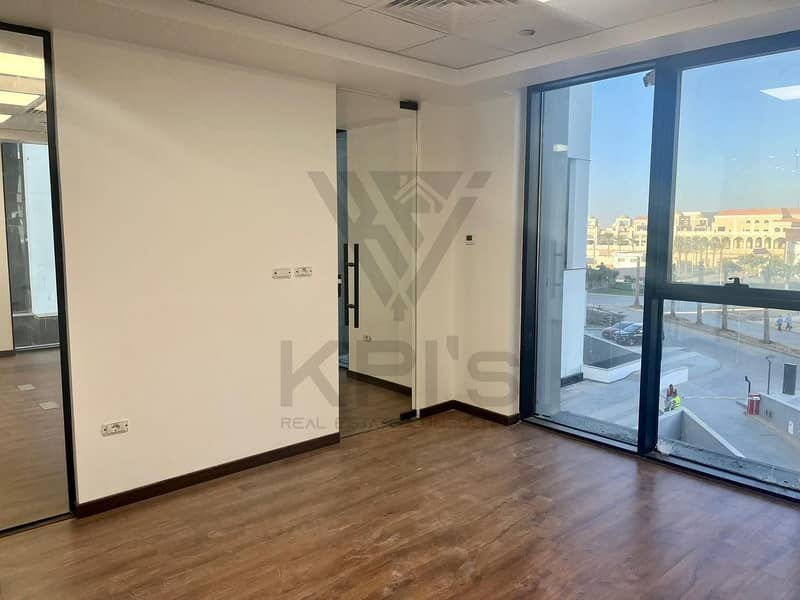 4 fac70c13-4aa1-4b4c-b966-309c31ac2392. jpg