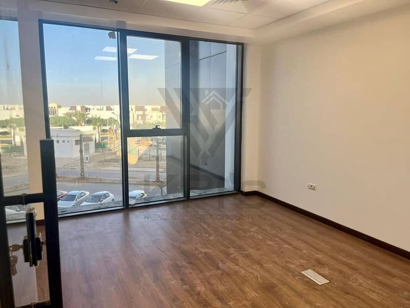 5 b124e4c2-ae11-41b6-addc-a7d909b25553. jpg