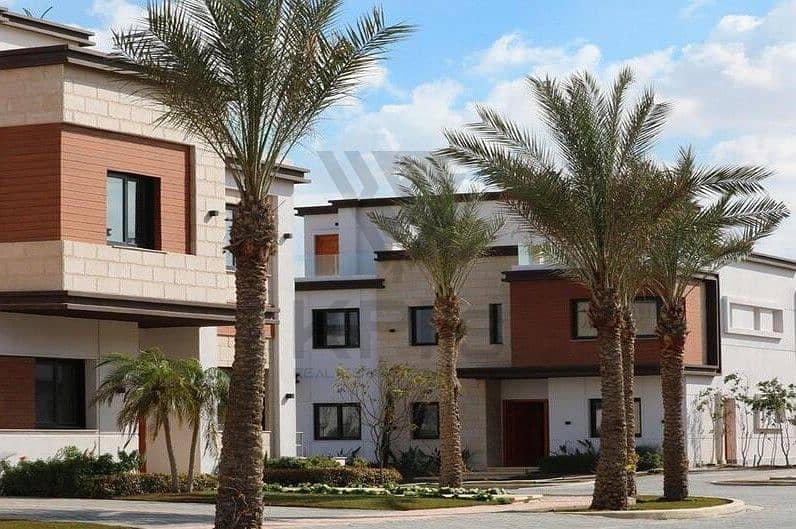 4 985a12df-3f9b-4a1b-a65e-ebeee74cc18c. jpg