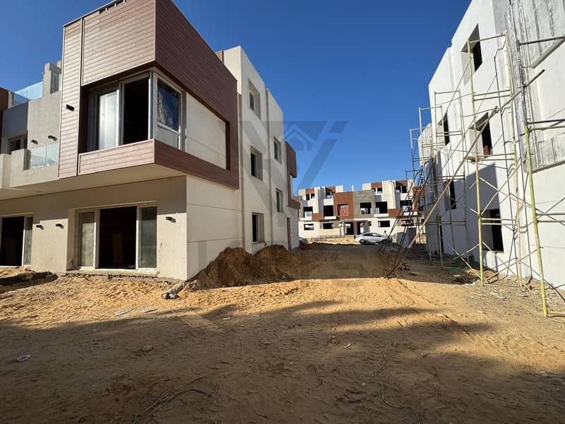 2 WhatsApp Image 2025-12-18 at 4.12. 58 PM. jpeg