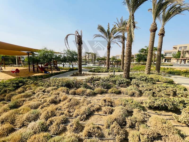 5 WhatsApp Image 2025-12-18 at 21.17. 51_e54eb6d3. jpg