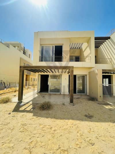 توين هاوس 4 غرف نوم للبيع في القاهرة الجديدة، القاهرة - WhatsApp Image 2025-12-18 at 20.29. 00_9f7c36d4. jpg