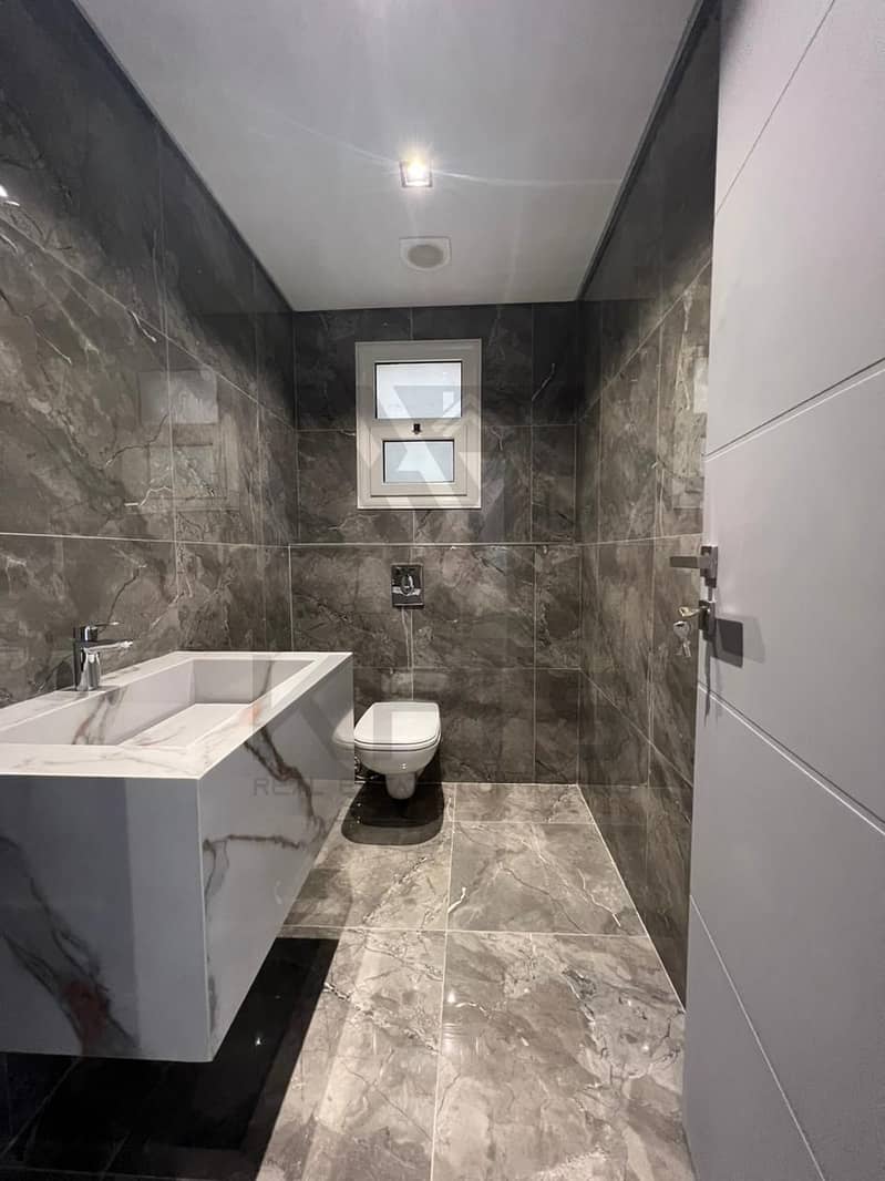 12 WhatsApp Image 2026-01-04 at 4.55. 01 PM (1). jpeg