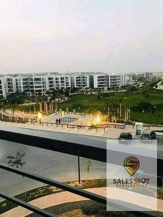 12 363254891_23906196738993949_8477355090207840673_n. jpg