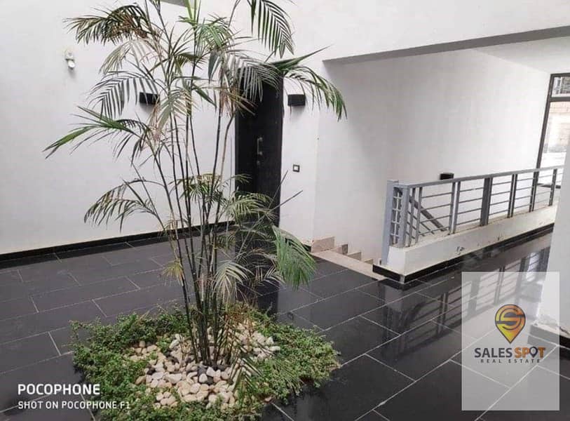 8 72607bb565f042989532390ed1a82b96. jpg