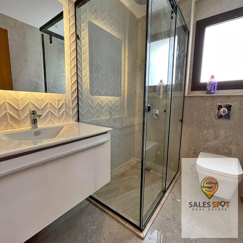 5 7d92534d-3ace-413e-8e74-203bb907a8bb. jpg