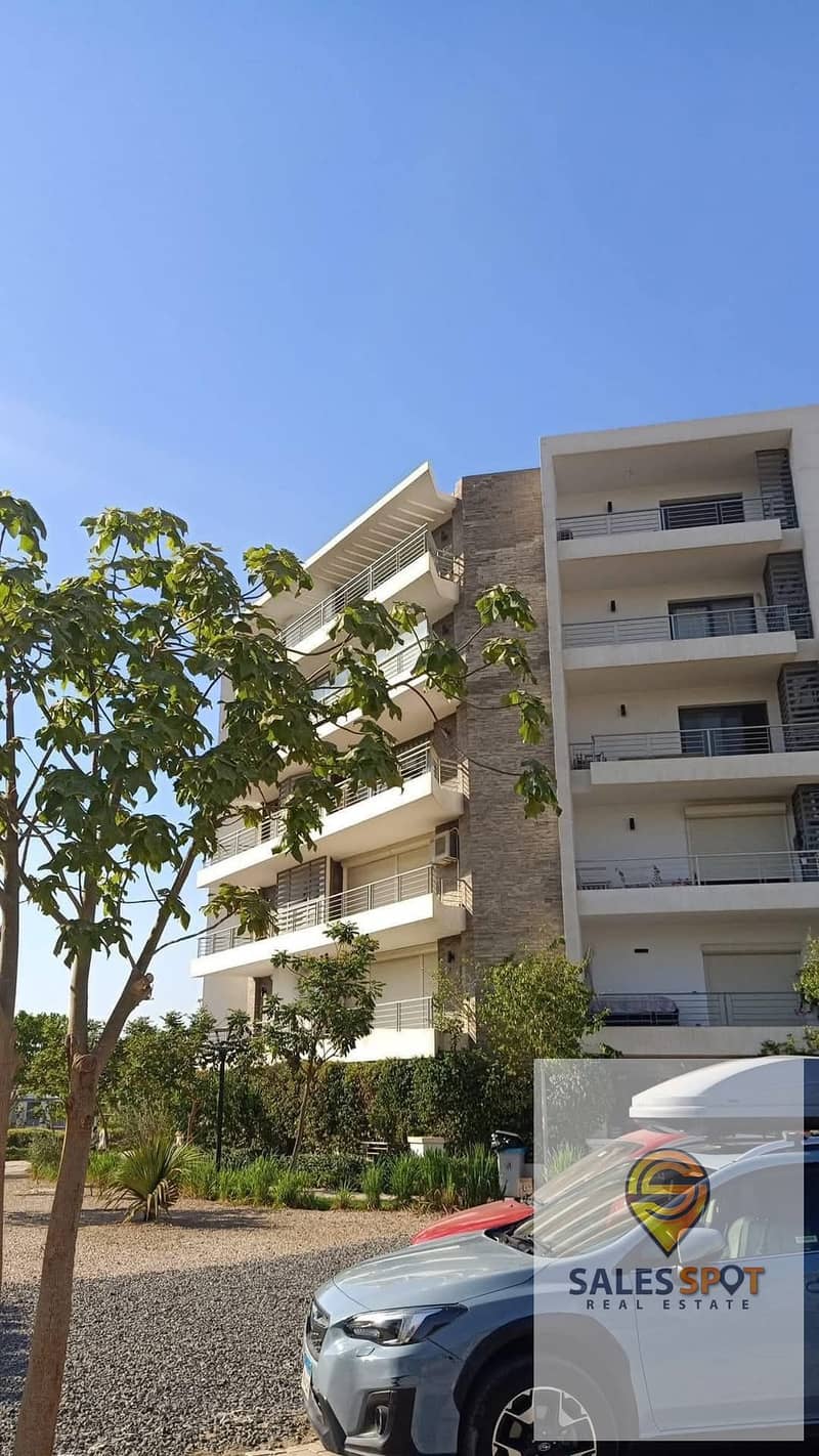 5 475794911_4045464722350311_8649003917766888113_n. jpg