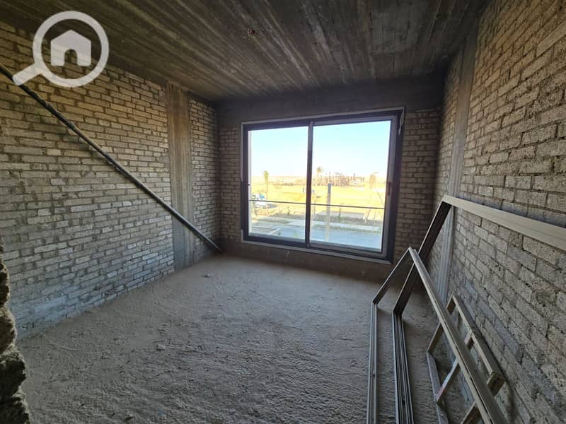 6 WhatsApp Image 2025-12-21 at 3.36. 40 PM (2). jpeg