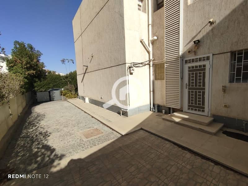 5 WhatsApp Image 2025-12-24 at 2.30. 22 PM (3). jpeg