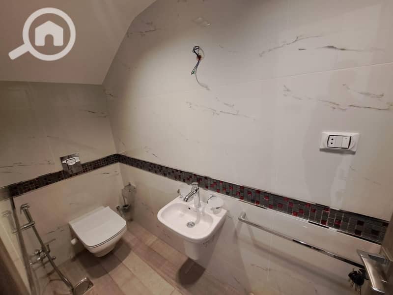 4 WhatsApp Image 2025-12-25 at 11.40. 38 AM (1). jpeg