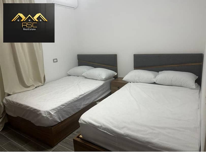 10 b3d44e83-fa81-43ac-bb69-2297b92fc6fc. jpg