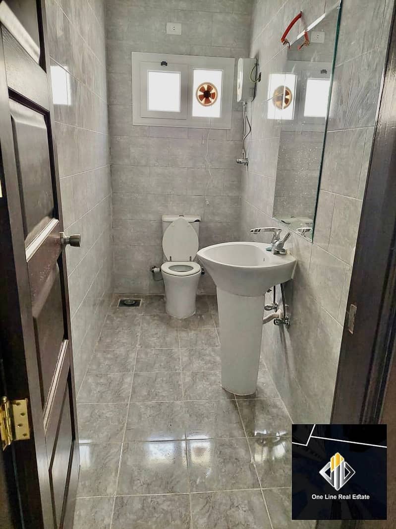 8 d492f5eb-031a-4711-8318-13eeea9bbbc0. jpeg