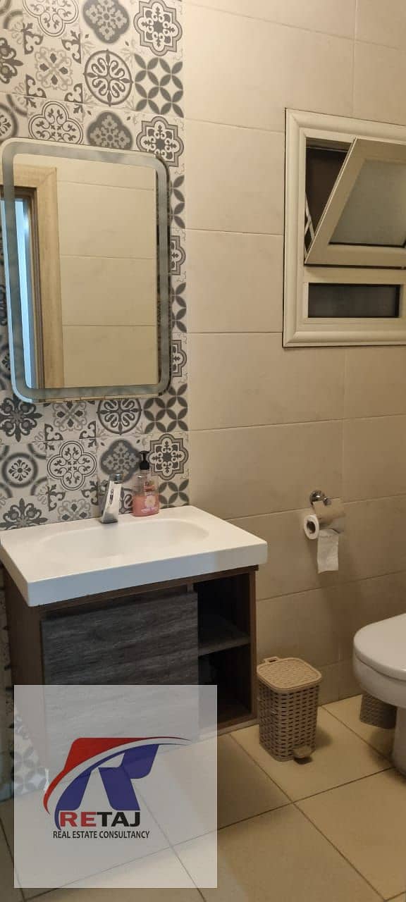 8 119f80d0-4a11-4e5f-9465-57d15dc9235f. jpg