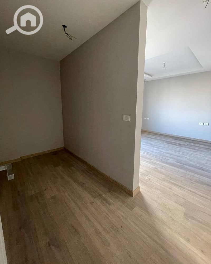 7 WhatsApp Image 2025-08-19 at 12.41. 11 PM. jpeg