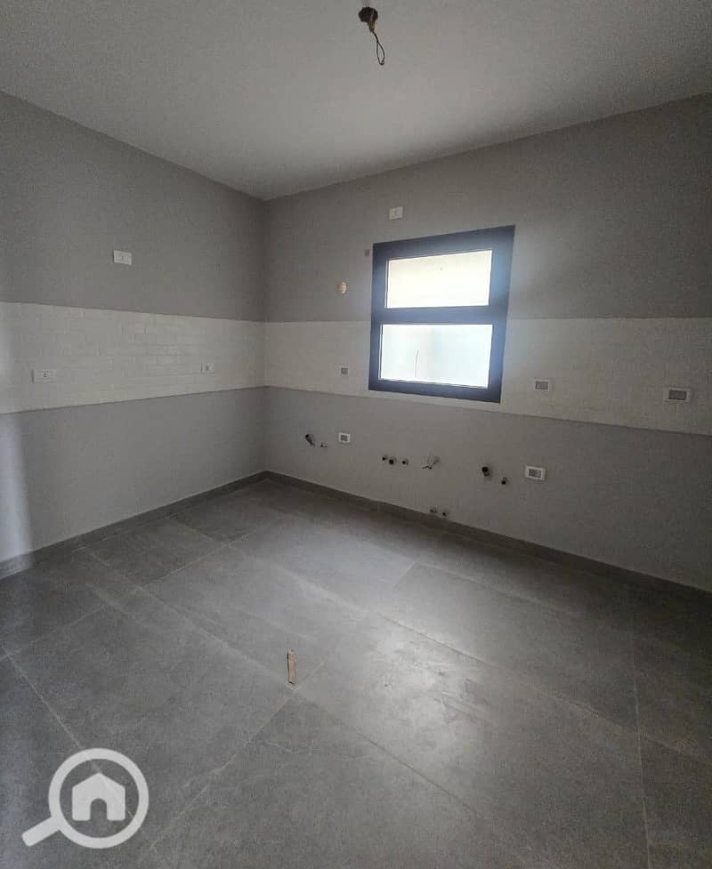 8 WhatsApp Image 2025-11-18 at 1.50. 57 PM (1). jpeg