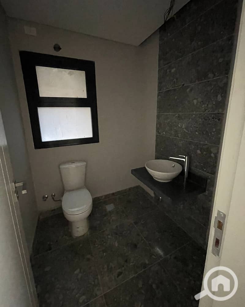 9 WhatsApp Image 2025-08-19 at 12.41. 09 PM. jpeg