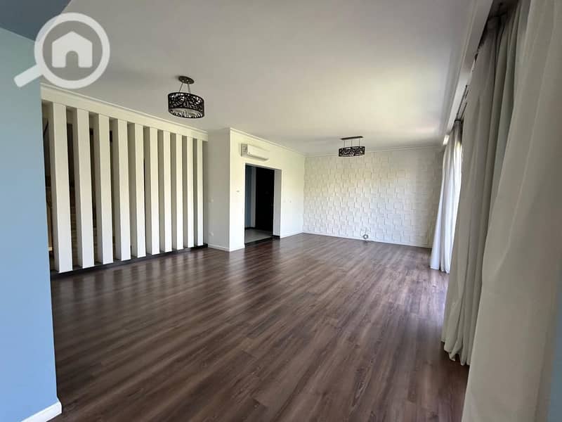 7 19c428df-40c5-4b84-8012-276abb875e72. jpg