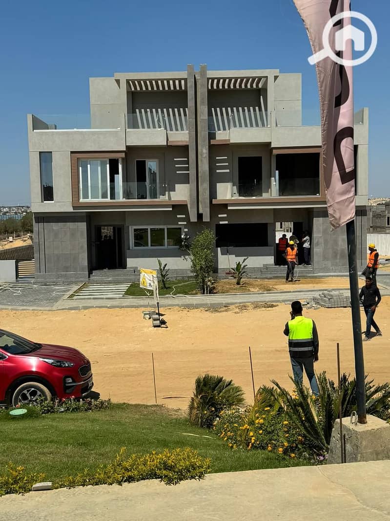 5 74c8dff0-5bc7-4315-9bfc-d6c67e3a5495. jpg