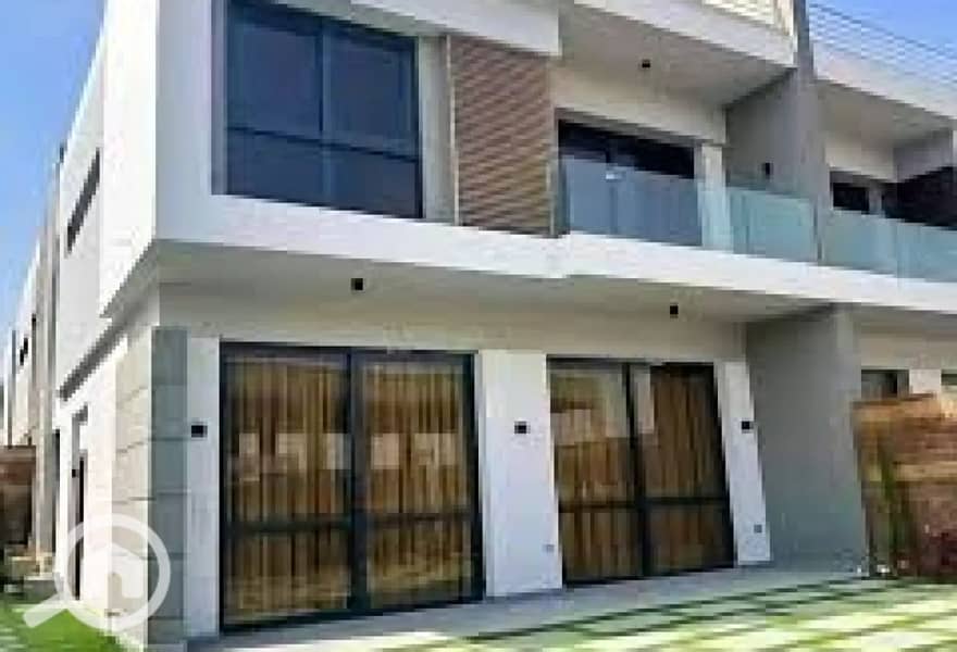 7 7452150-6eae2o. JPG